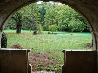 Jardin de l'établissement Les Communs du Manoir