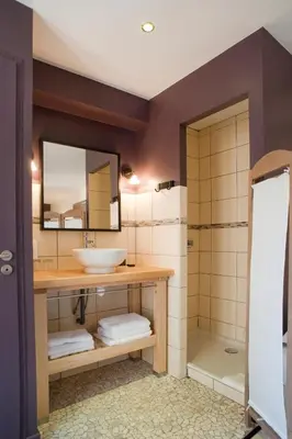 Salle de bains dans l'établissement Comptoir et Dépendances