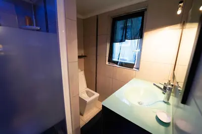 Salle de bains dans l'établissement love love 23