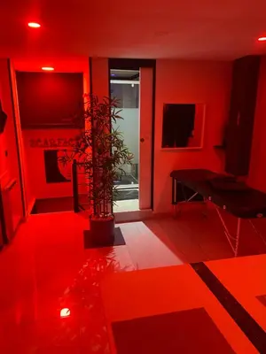 Télévision ou salle de divertissement dans l'établissement love love 23