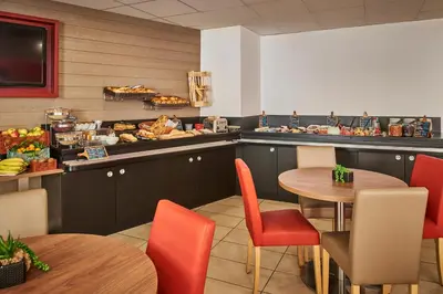 Nourriture dans l'hôtel ou à proximité