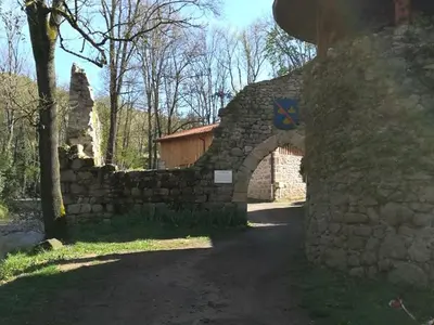 Plan de l'établissement Gîte indépendant 8p, cheminée, animaux acceptés, nature paisible - FR-1-496-10