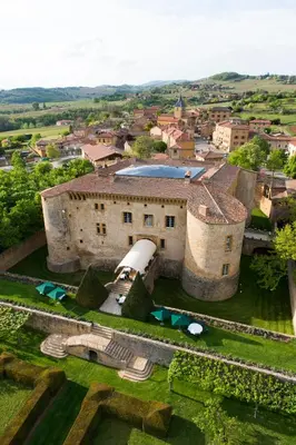 Vue panoramique sur l'établissement Château de Bagnols