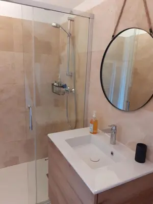 Salle de bains dans l'établissement La Fée des Eaux