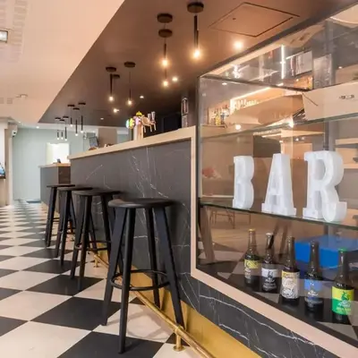 ibis Lyon Est Bron