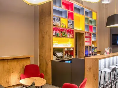Salon ou bar de l'établissement ibis Lyon Centre Perrache