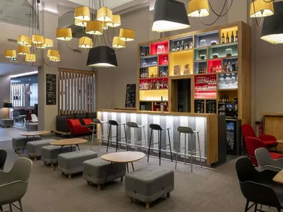 Salon ou bar de l'établissement ibis Lyon Centre Perrache