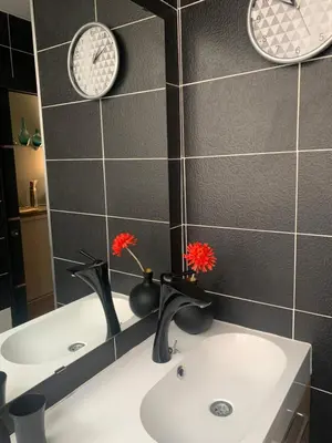Salle de bains dans l'établissement Lyon City Home's Bed & Breakfast