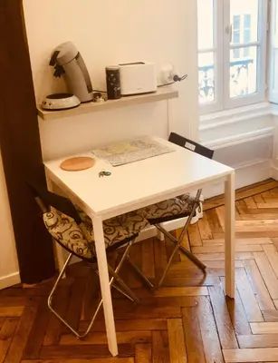 Plan de l'établissement 9M en plein centre de Lyon visite à pied