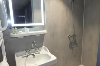 Salle de bains dans l'établissement hotel du parc