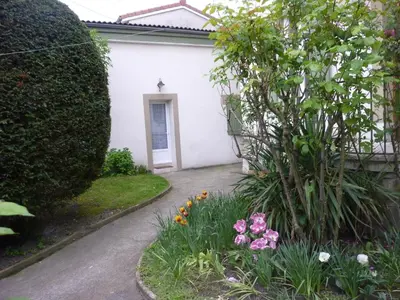 Jardin de l'établissement Gîte du Tilleul