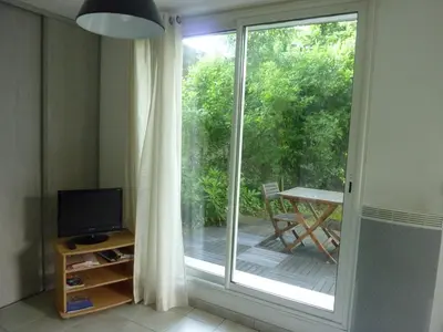 Télévision ou salle de divertissement dans l'établissement Gîte du Tilleul