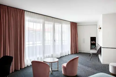 Coin salon dans l'établissement Best Western Plus Hotel du Pont Wilson