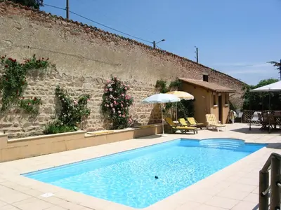Piscine de l'établissement Les Jardins de l'Hacienda ou située à proximité