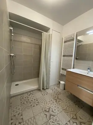 Salle de bains dans l'établissement Appartement avec Balcon Immeuble Standing