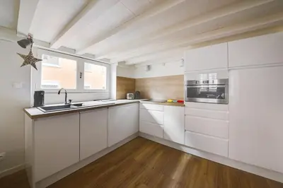 Cuisine ou kitchenette dans l'établissement GuestReady - Magnificent duplex canut hypercentre