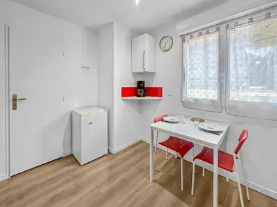 Cuisine ou kitchenette dans l'établissement Retraite Bucolique à Leyment
