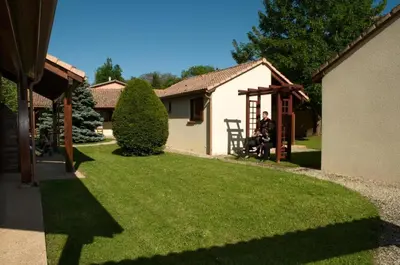 Jardin de l'établissement Les Jardins du castel gites Annick et Jean paul