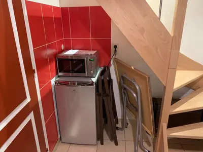 Cuisine ou kitchenette dans l'établissement Gîte de la tour