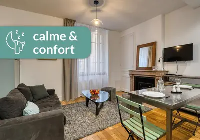 Coin salon dans l'établissement Cosy Appartement Lyon Valmy - parking