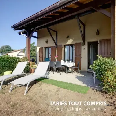 Gîte spacieux avec terrasse et jardin à Saint-Christo-en-Jarez - FR-1-496-204