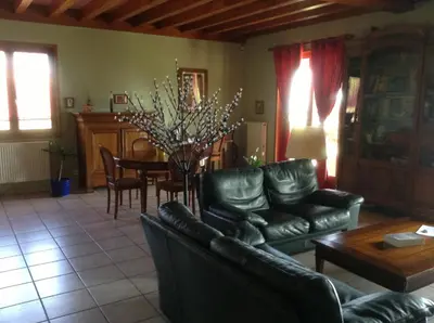 Coin salon dans l'établissement Croix Blanche