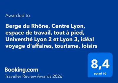 Certificat, récompense, panneau ou autre document affiché dans l'établissement Berge du Rhône, Centre Lyon, espace de travail, tout à pied, Université Lyon 2 et Lyon 3, idéal voyage d'affaires, tourisme, loisirs