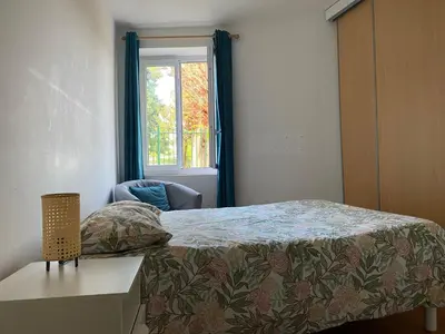 Un ou plusieurs lits dans un hébergement de l'établissement Maison proche Lyon Centrale du Bugey