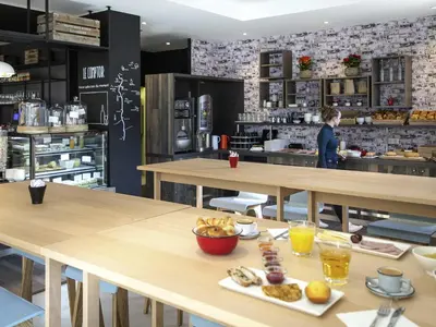 Nourriture dans l'hôtel ou à proximité