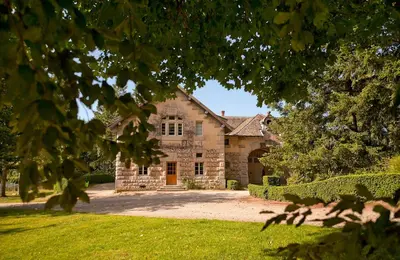 Jardin de l'établissement Château de Joyeux - Gîtes