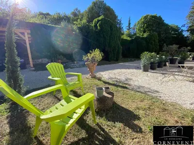 Jardin de l'établissement Appartement Scandinave dans domaine historique d'exception
