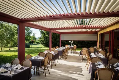 Restaurant ou autre lieu de restauration dans l'établissement Hotel Ambotel