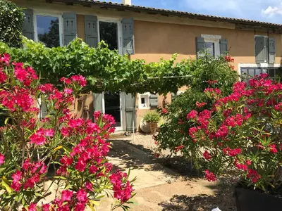 Jardin de l'établissement La Gatille