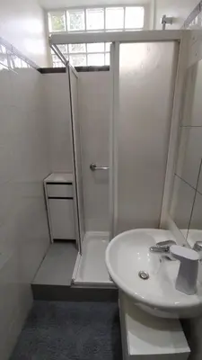 Salle de bains dans l'établissement Appart - Hotel La Batisse de Saint-Chamond