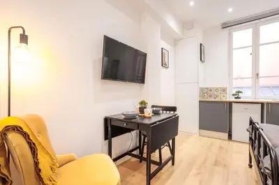 Cuisine ou kitchenette dans l'établissement Lumignons Lyonnais - Vaise