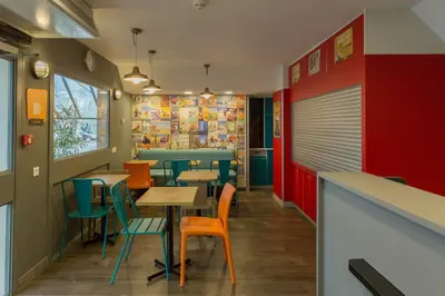 Restaurant ou autre lieu de restauration dans l'établissement hotelF1 Lyon Saint Priest