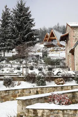 L'établissement Ô TIPI LODGE en hiver