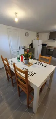 Cuisine ou kitchenette dans l'établissement Bald'Home