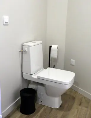 Salle de bains dans l'établissement LeDeN