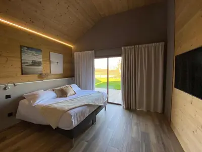 Un ou plusieurs lits dans un hébergement de l'établissement World Hotel