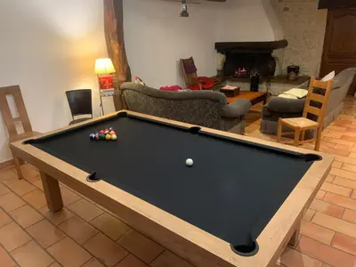 Billard dans l'établissement Le Saint-Hilaire