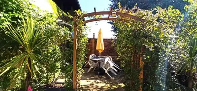 Jardin de l'établissement Le Gîte du Chat Nature et Calme à la campagne