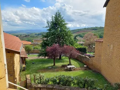Vue générale sur la montagne ou vue sur la montagne depuis la maison de vacances