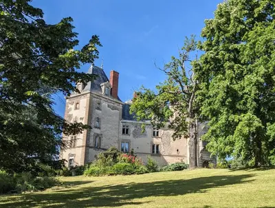 Jardin de l'établissement Château de Saint Bonnet les Oules