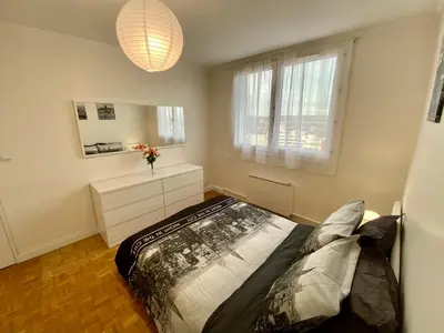 Un ou plusieurs lits dans un hébergement de l'établissement Chambre Privée en Colocation Villeurbanne Métro Bonnevay