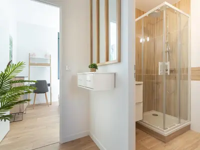 Salle de bains dans l'établissement Bourgoin T2 proche Gare Netflix Tout Confort
