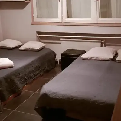 appartement 2 chambres fonctionnel a faire 2 pas du metro