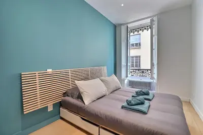 Coin salon dans l'établissement Appartement de Standing pour 6 refait à neuf