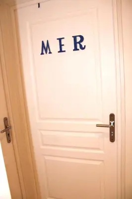 Plan de l'établissement Studio MER moderne gare partdieu