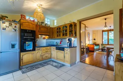 Cuisine ou kitchenette dans l'établissement Les Magnolias